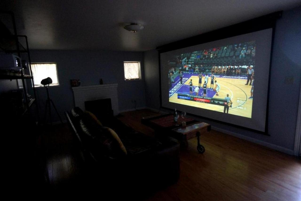 Large 1 Bedroom Apartment, Home Theater, Fireplace Berkeley Bagian luar foto